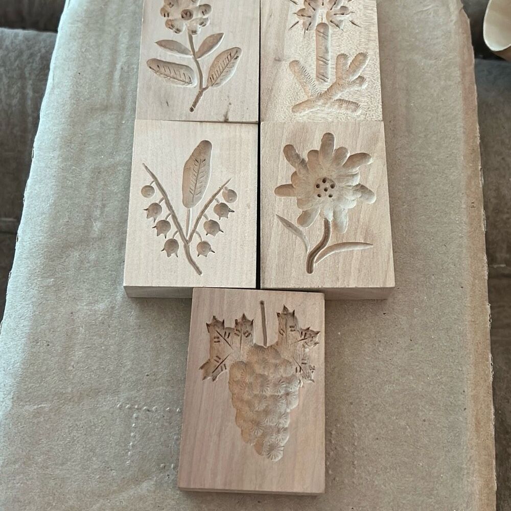 Hand Carved Wooden Cookie Stamp‎ / Mold Fun Floral Designs. Set of 5.